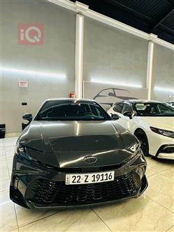 تۆیۆتا کامری